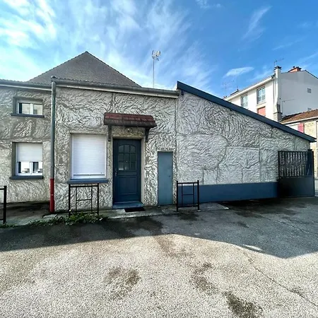 Apartment Au Calme - Maison Duplex Et Parking *